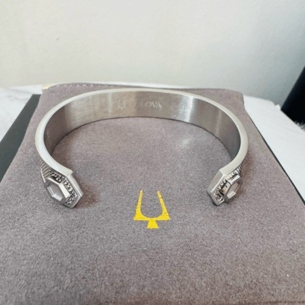 Bulova Precisionist Open Cuff Bracelet, Knurled Texture Design, Silver, NWT - Picture 7 of 16